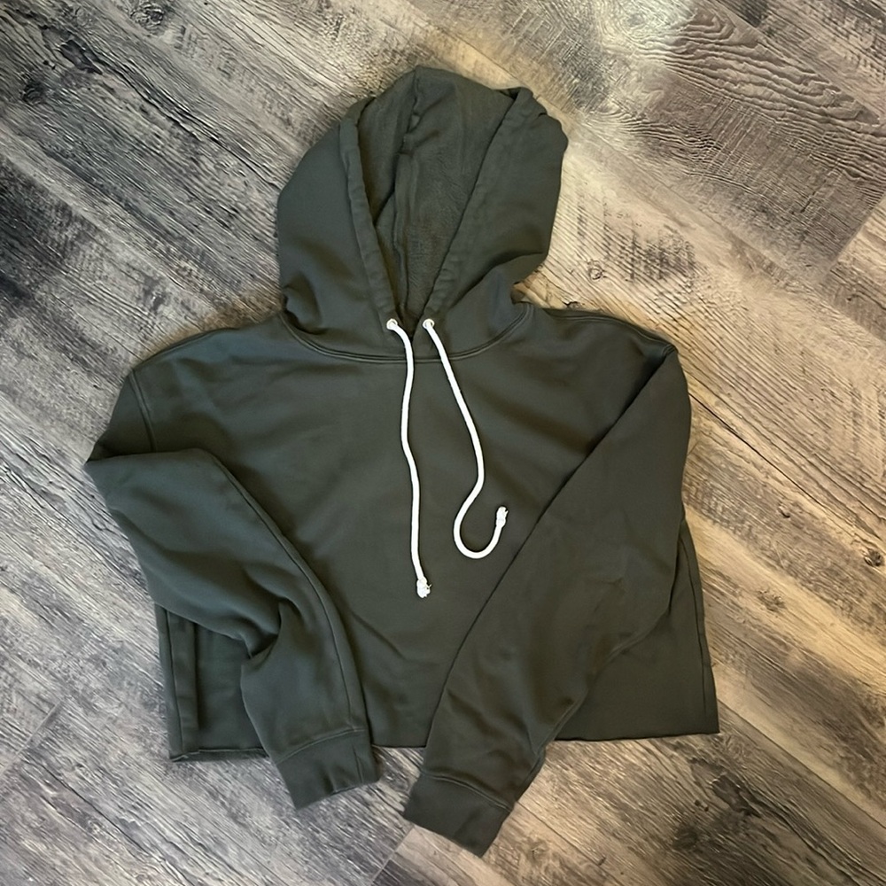 Dark green cropped hoodie